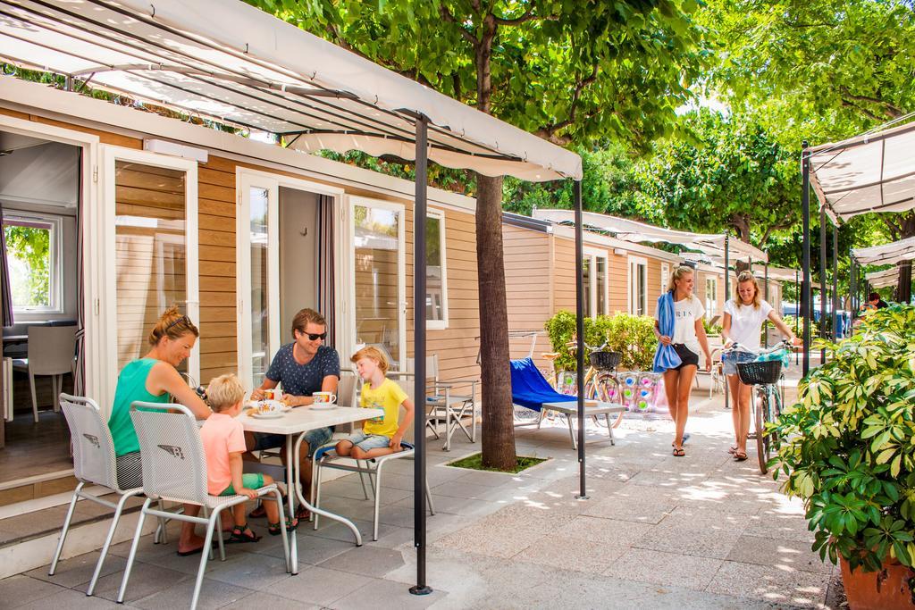 Camping Baciccia Hotel Ceriale Exterior photo